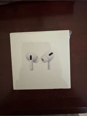 Apple Air Pods Pro wireless earbuds